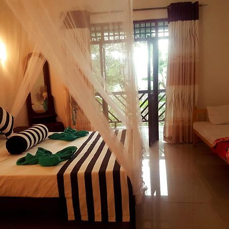 Apartamento Red Rose Ella Habitación foto