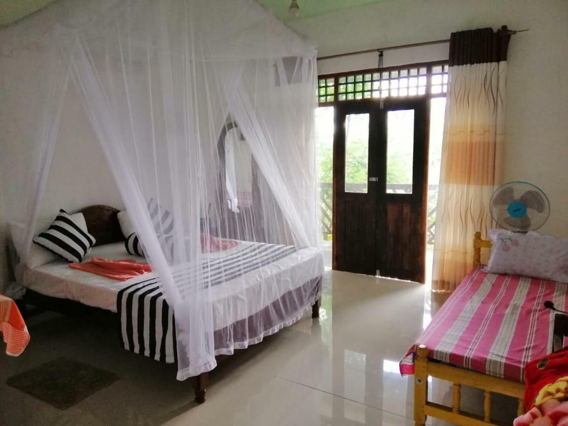 Apartamento Red Rose Ella Exterior foto